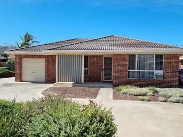 Charming 2 BR 4/373 Cambourne Street, LAVINGTON Apartment for.
