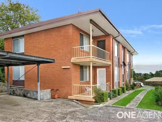 Cozy 2 BR 4/3 Brolga Street, Kanahooka, NSW 2530