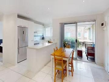 For Rent! 2 BR 4/7 Allara Avenue, Palm Beach, QLD 4221