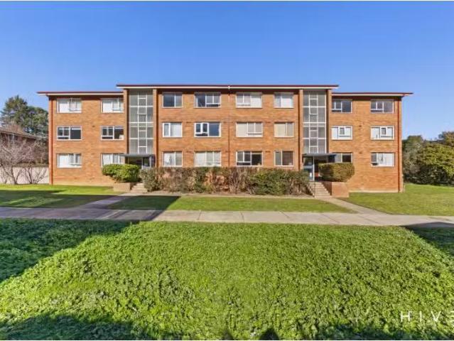 Rental! 2 BR 49/116 Blamey Crescent, Campbell Apartment for re.