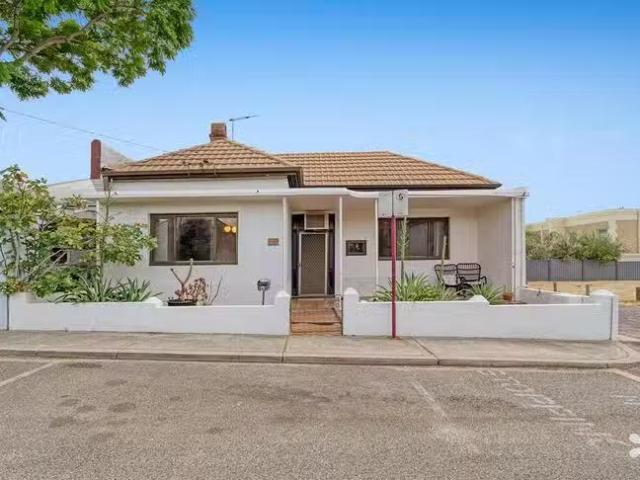 Cheap 2 BR 4 Hammond Street, West Perth, WA 6005