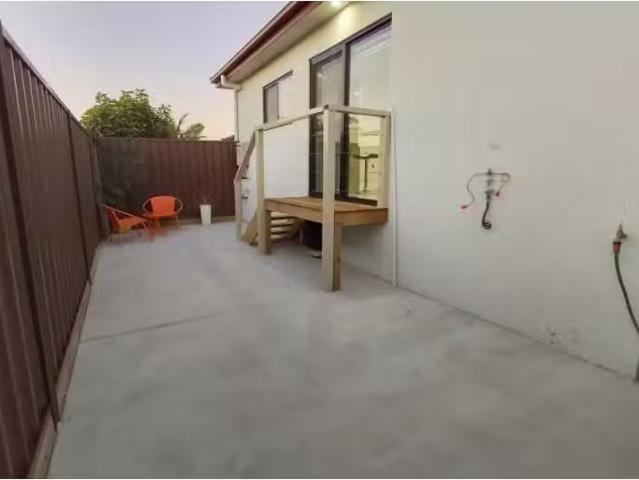 Cheap 2 BR 4a Duckmallios Avenue, Blacktown Apartment for rent.
