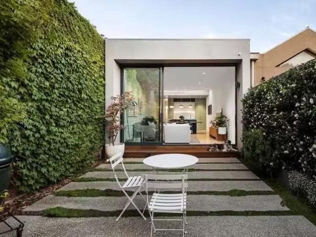 Unique 2 BR 57 Newry Street, Windsor, VIC 3181