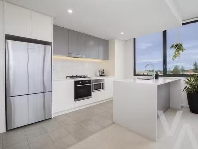 Nice 2 BR 601/60 King Street, Newcastle, NSW 2300