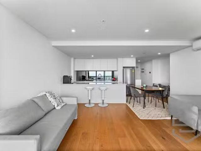 Cozy 2 BR 602/67 69 High Street, Preston, VIC 3072