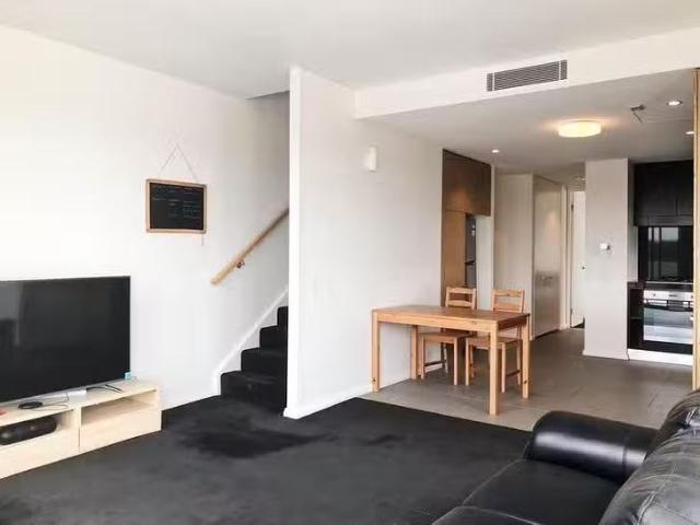 For Rent! 2 BR 603/2 Pearl Street, Erskineville, NSW 2043