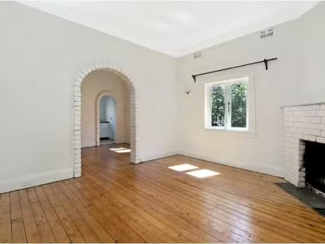 For Rent! 2 BR 67 Quinton Road, Manly House for rent Listed b.
