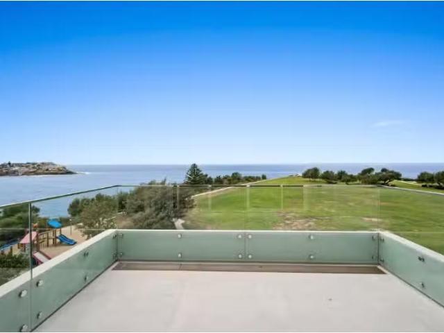 Cheap 2 BR 6/91 Fletcher Street, TAMARAMA House for rent List.