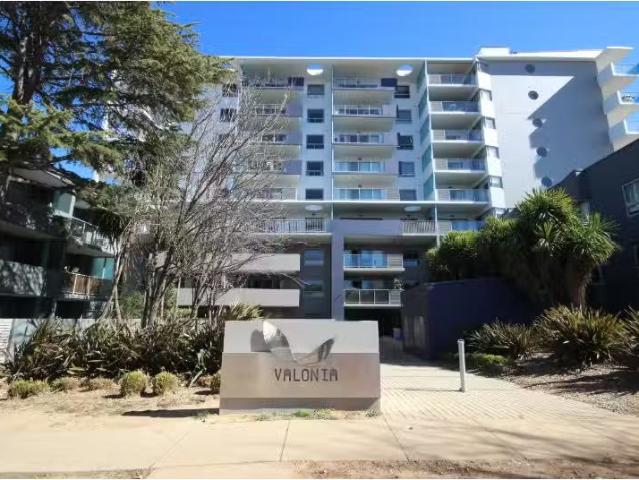 Deal! 2 BR 708/17 Dooring Street, BRADDON Apartment for rent.