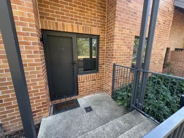 Cozy 2 BR 7/2 Livistonia Circuit, Waratah West Apartment for r.