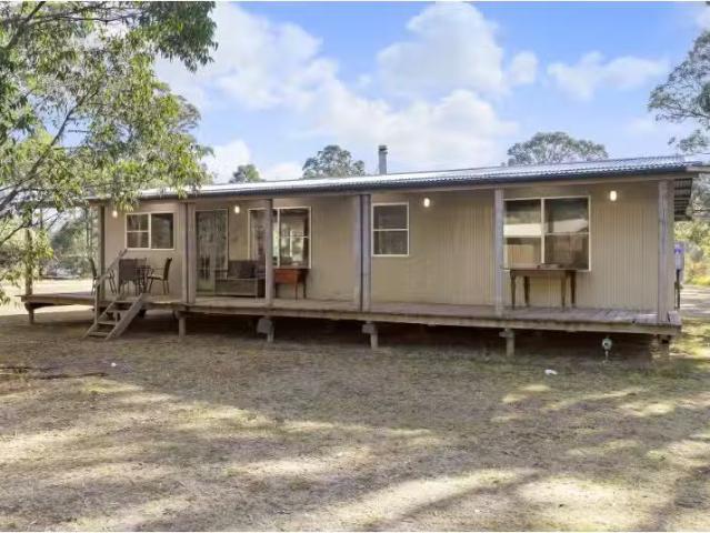 Cheap 2 BR 7/77 Brickmans Lane, Lovedale Apartment for rent L.