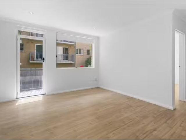 Just in! 2 BR 7/8 Avon Road, Dee Why Apartment for rent Liste.