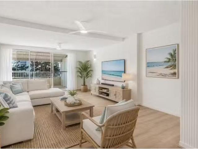 For Rent! 2 BR 8/28 30 Boundary Street, TWEED HEADS Apartment.