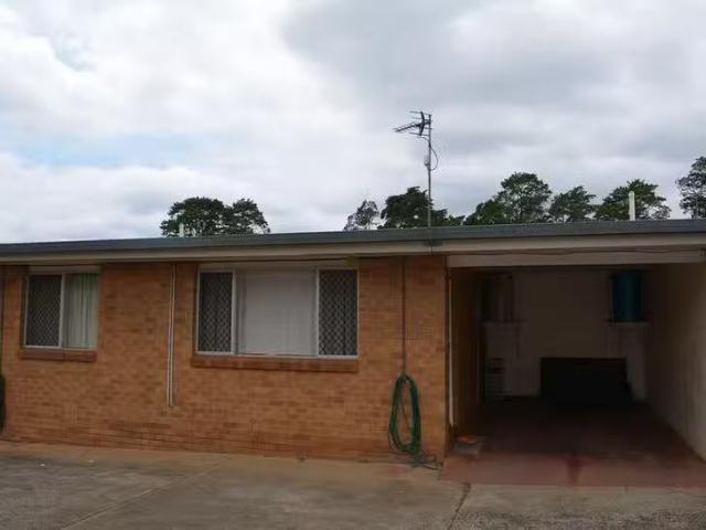 For Rent! 2 BR 8/348 South Street, Harristown, QLD 4350