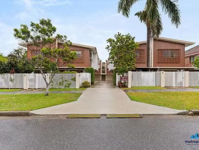 Nice 2 BR 8/34 Fallon Street, Everton Park, QLD 4053
