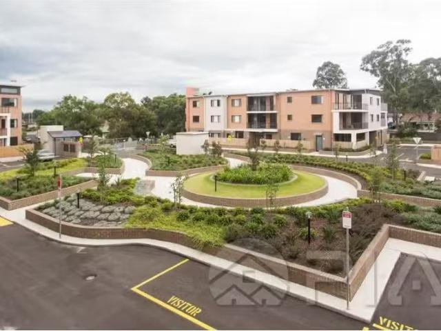 Charming 2 BR 84/80 82 Tasman Parade, Fairfield West Apartment.