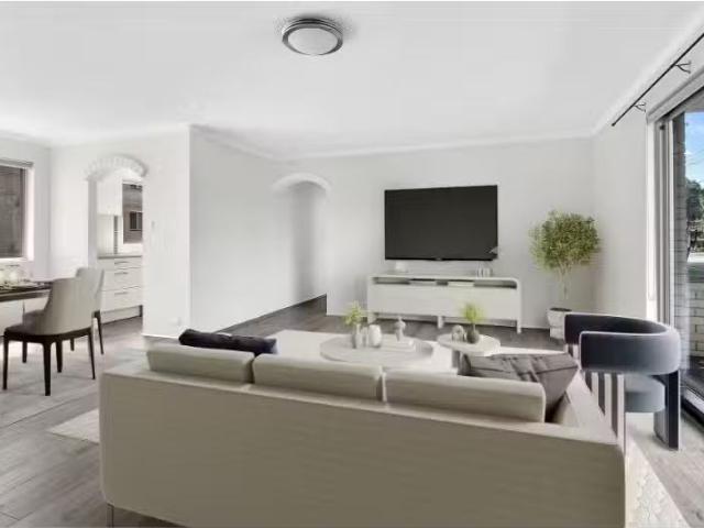 For Rent! 2 BR 8/5 Church Street, Chatswood Apartment for rent.
