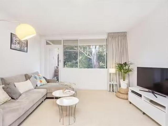 Cozy 2 BR 8/6 Elizabeth Parade, Lane Cove North, NSW 2066
