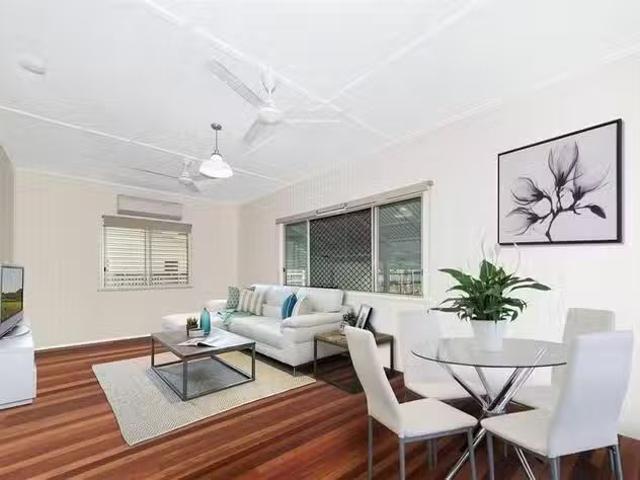 Nice 2 BR 87 Dearness Street, Garbutt, QLD 4814