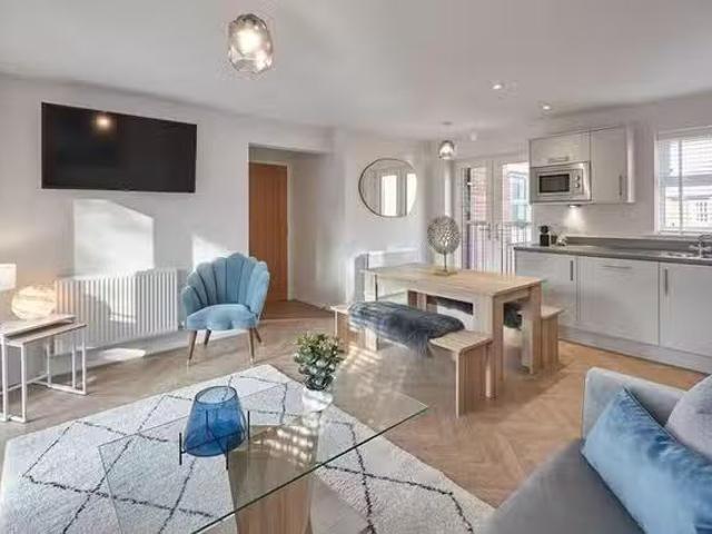 Unique 2 BR Carrs Yard