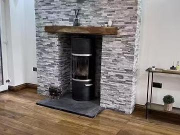Rental! 2 BR Cwm Road