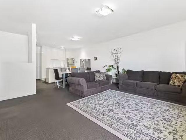Charming 2 BR B318/60 Autumn Terrace, Clayton South, VIC 3169