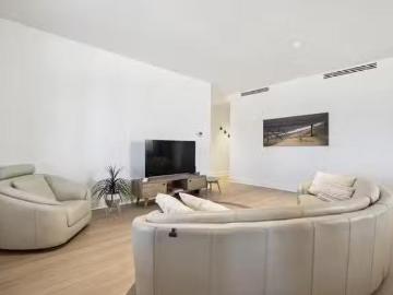 Cozy 2 BR Esplanade
