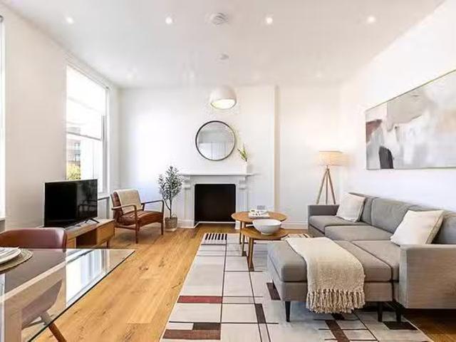 For Rent! 2 BR Fulham Road