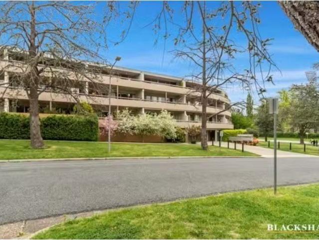 Cozy 2 BR H3/2 Currie Crescent, Griffith Apartment for rent L.