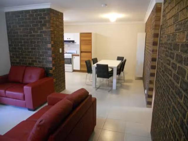 Unique 2 BR INDOOROOPILLY Apartment for rent Listed by Proper.