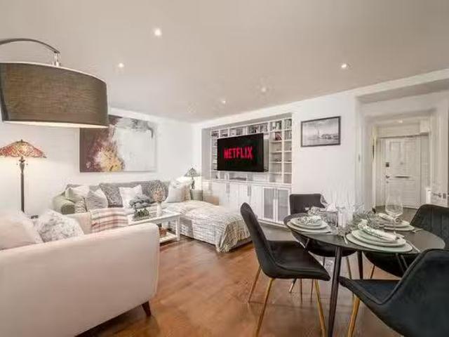 Just in! 2 BR Ifield Road