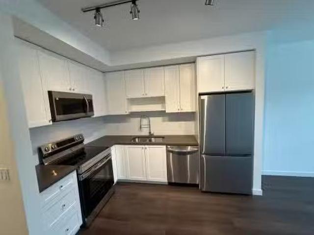 For Rent! 2 BR Street, Surrey, BC, V4N 5A4 lease for lease.