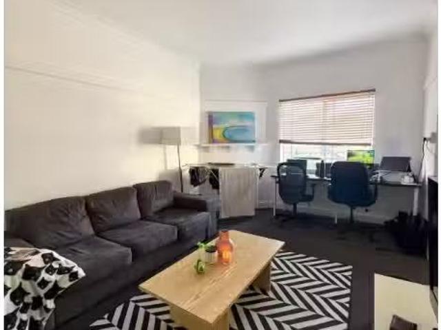 For Rent! 2 BR UNIT 5/40 Oakley Road, North Bondi Apartment fo.