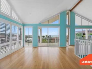 Deal! 2 Gem Close, Caves Beach House for rent Listed by Leah.