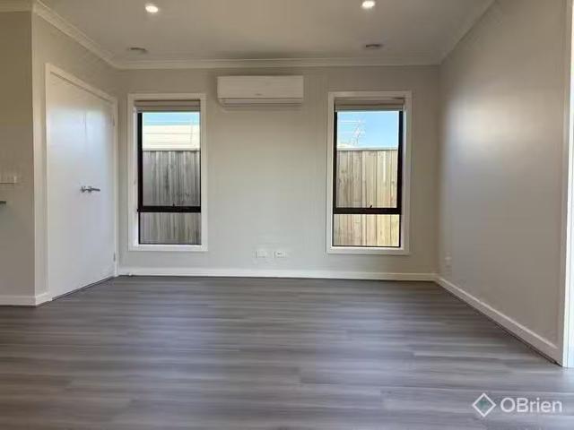 Cheap 2 Dryden Avenue, Manor Lakes, VIC 3024
