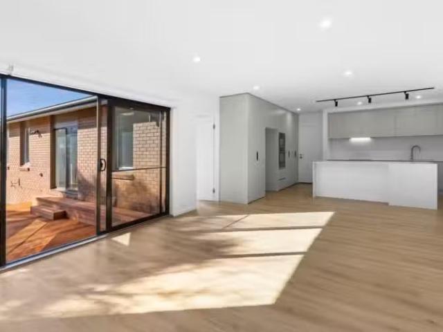 Unique 2 Fraser Street, Queenscliff VIC 3225 House Leased