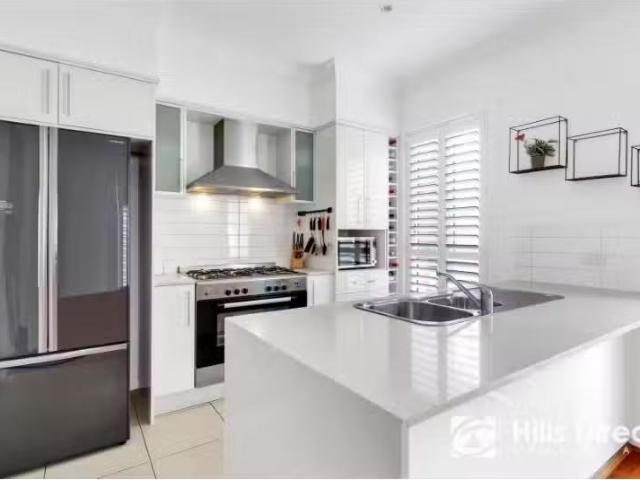 New 2 Newport Way, Stanhope Gardens House for rent Listed by.