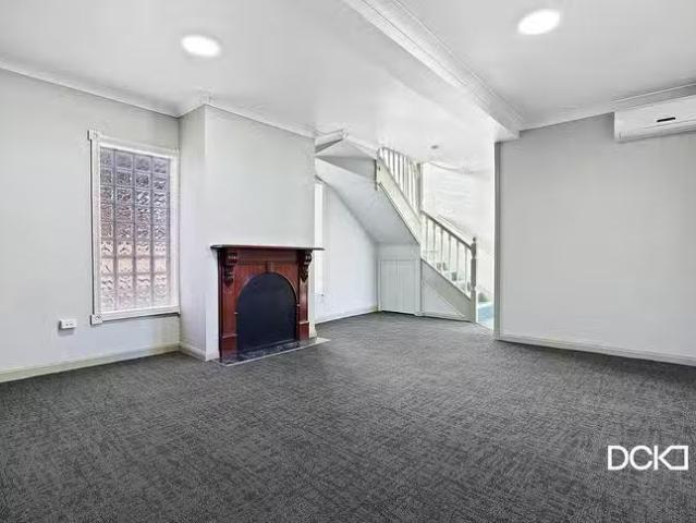 Cheap 2 Shorter Street, Bendigo, VIC 3550