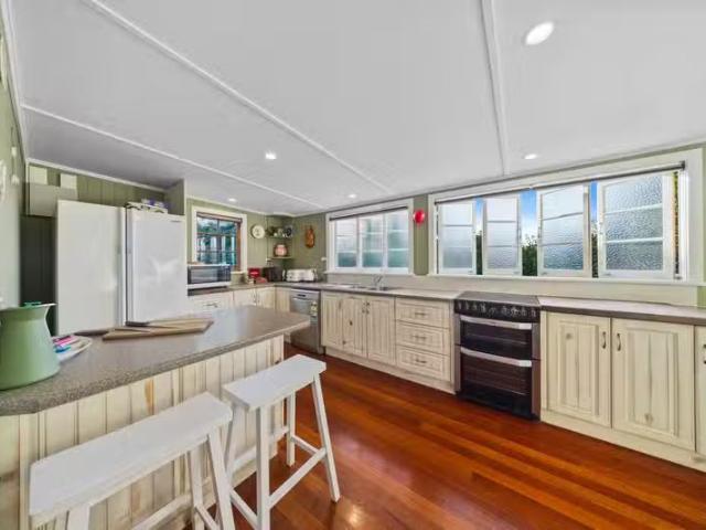 Cozy 2 Queen Street, GYMPIE, QLD 4570 House for Rent