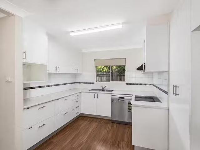 Deal! 2 Quintinia Street, Algester, QLD 4115
