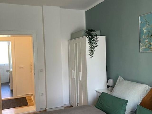 Cozy 2 room apartment, fully equipped and very conveniently located, Berlin Amsterdam Apartments for Rent