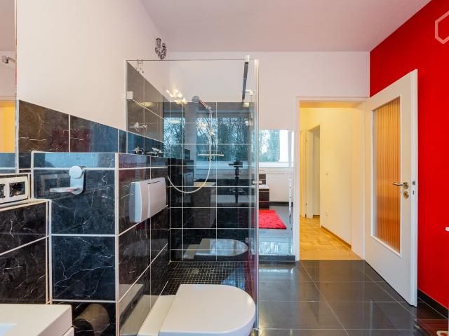 Cozy 2 room apartment in a central location, Berlin Amsterdam Apartments for Rent