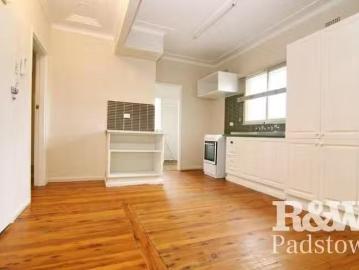 Charming 2 Tony Crescent, Padstow, NSW 2211