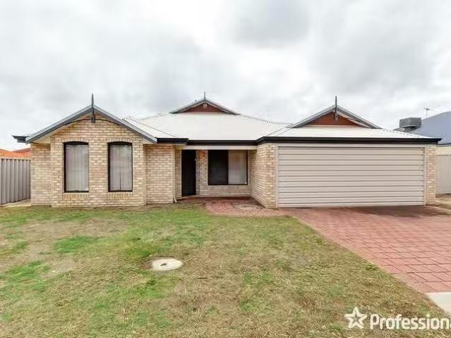 Deal! 2 Viana Loop, Seville Grove, WA 6112