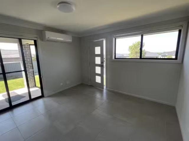 New 2A Moxham Street, HUNTERVIEW House for rent Listed by Kyl.