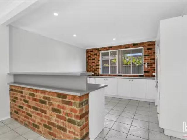 Unique 2A Gosford Road, WYEE House for rent Listed by Craig A.