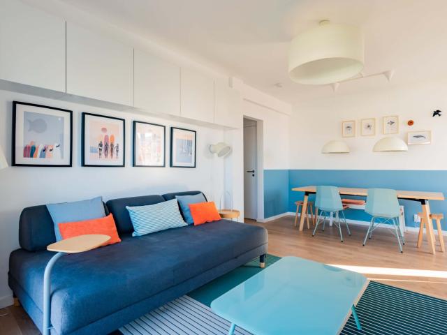 Cozy 2BDR Apartment in Avenida do Mar, Ferrel