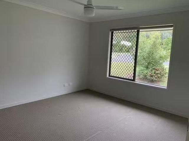 Nice 34 Skyline Circuit, Bahrs Scrub, QLD 4207