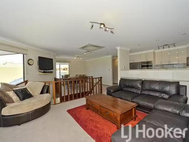 Rental! 3/4 Soldiers Cove Terrace, Dudley Park, WA 6210