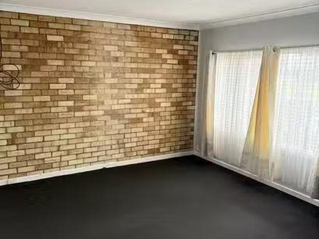 Cheap 34A Forward Street, Northam, WA 6401